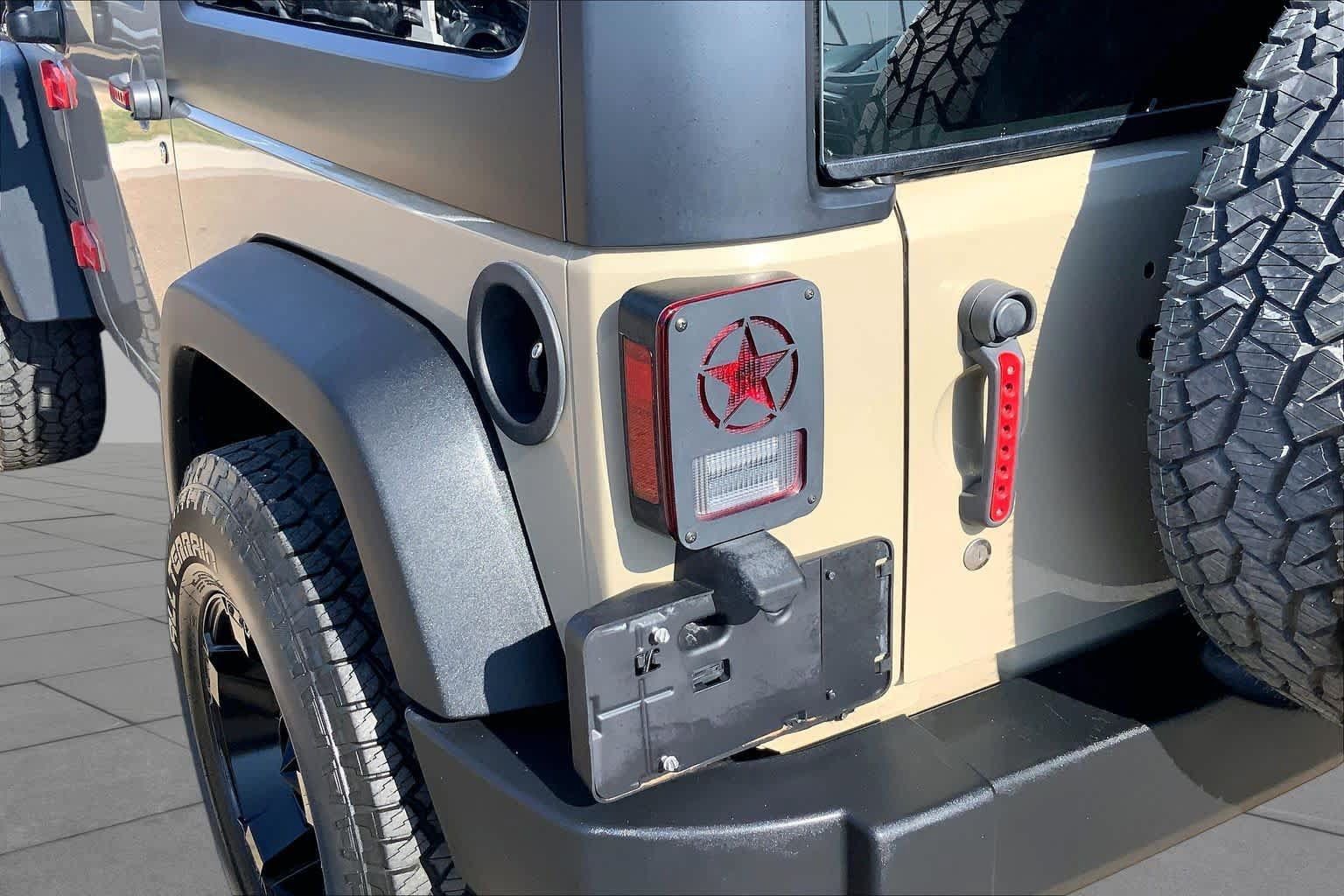 Used 2017 Jeep Wrangler Sport AWD/4WD image 29
