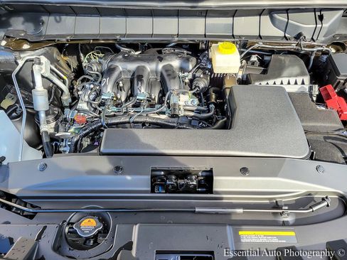 New 2025 Nissan Pathfinder Platinum image 21