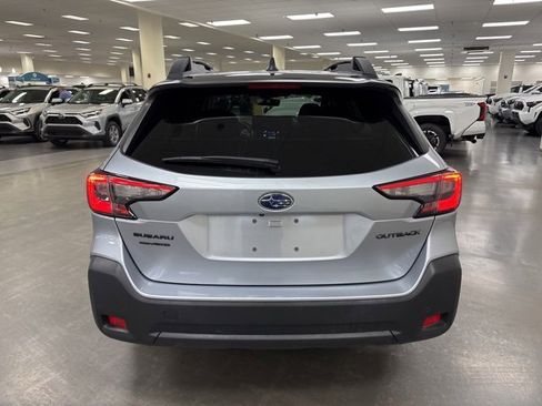 Used 2024 Subaru Outback Onyx Edition image 6