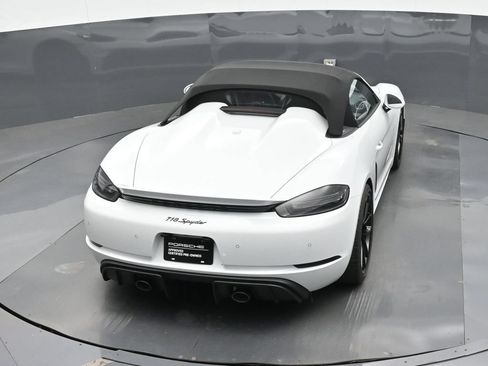 Certified 2022 Porsche 718 Boxster Spyder RWD image 29