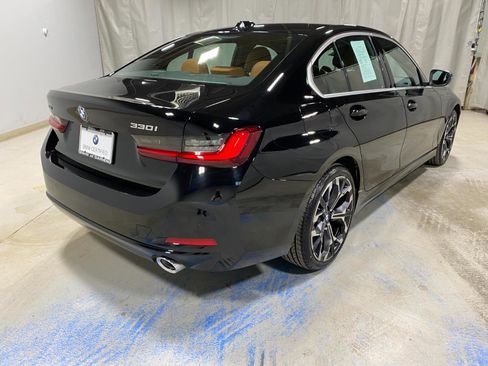 Certified 2025 BMW 330i xDrive Sedan w/ Convenience Package image 5