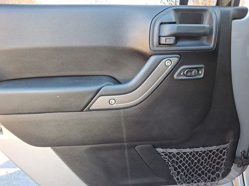 Certified 2015 Jeep Wrangler Unlimited Sport w/ Quick Order Package 24S image 12