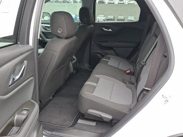 New 2024 Chevrolet Blazer LT w/ Driver Confidence Package FWD image 5
