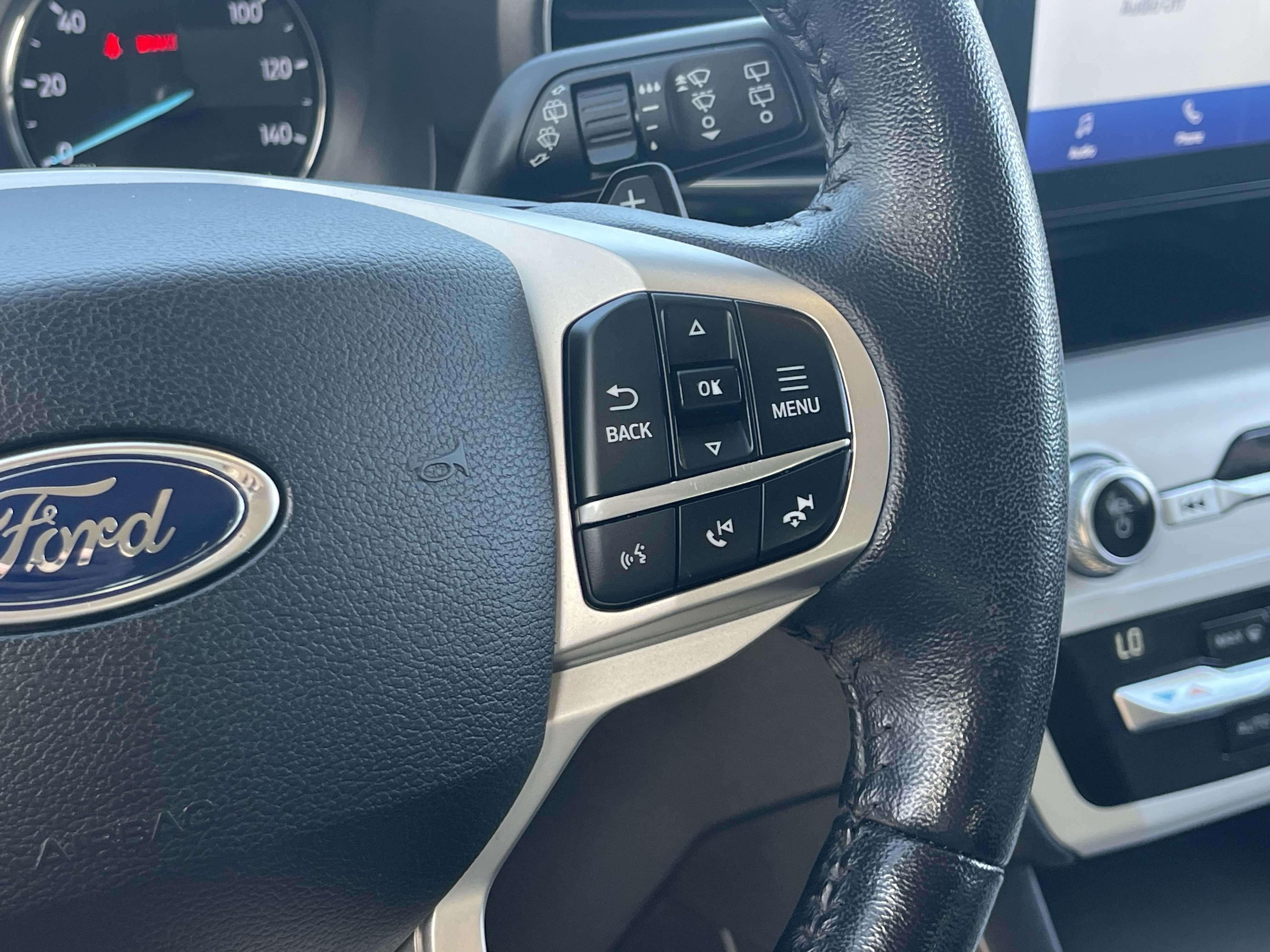 Used 2020 Ford Explorer XLT w/ Equipment Group 202A RWD image 25