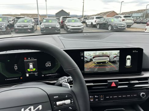 New 2026 Kia Sportage EX AWD/4WD image 38
