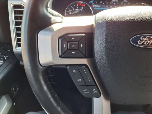 Used 2017 Ford F250 Platinum w/ Platinum Ultimate Package AWD/4WD image 18