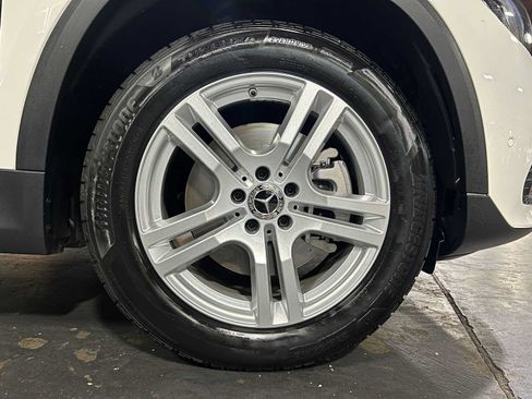 Certified 2021 Mercedes-Benz GLA 250 4MATIC image 9