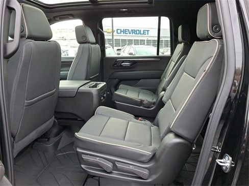 New 2026 Chevrolet Suburban Premier w/ Sun And Tow Package image 6