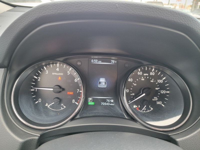 Used 2017 Nissan Rogue S FWD image 40