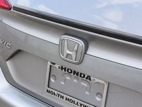 Used 2019 Honda Civic Sport image 8