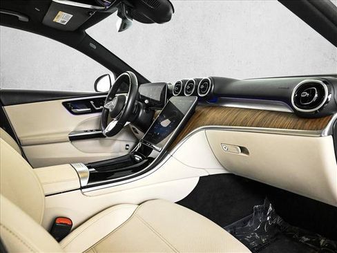 Used 2023 Mercedes-Benz C 300 4MATIC Sedan image 23