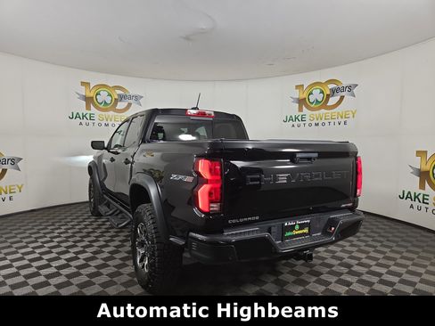 Used 2024 Chevrolet Colorado ZR2 w/ Safety Package AWD/4WD image 6