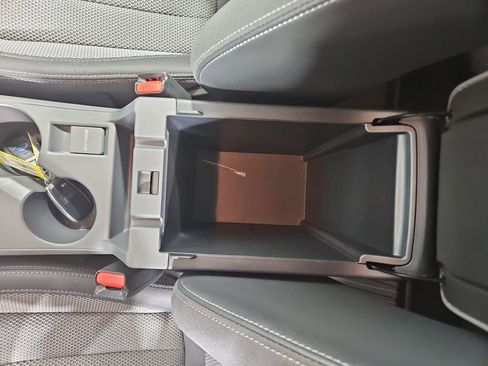 Certified 2024 Subaru Crosstrek 2.0i Premium image 27