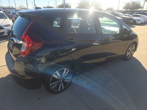 Used 2018 Honda Fit EX image 3