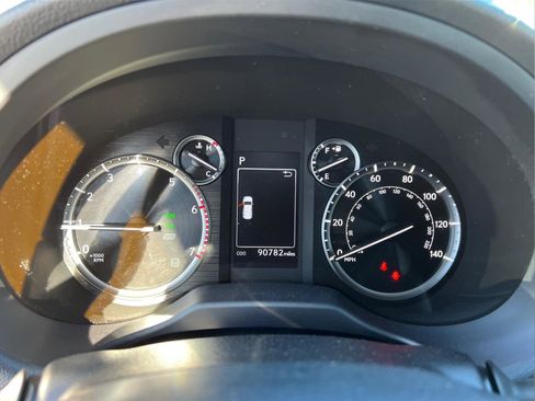 Used 2020 Lexus GX 460 Premium image 27