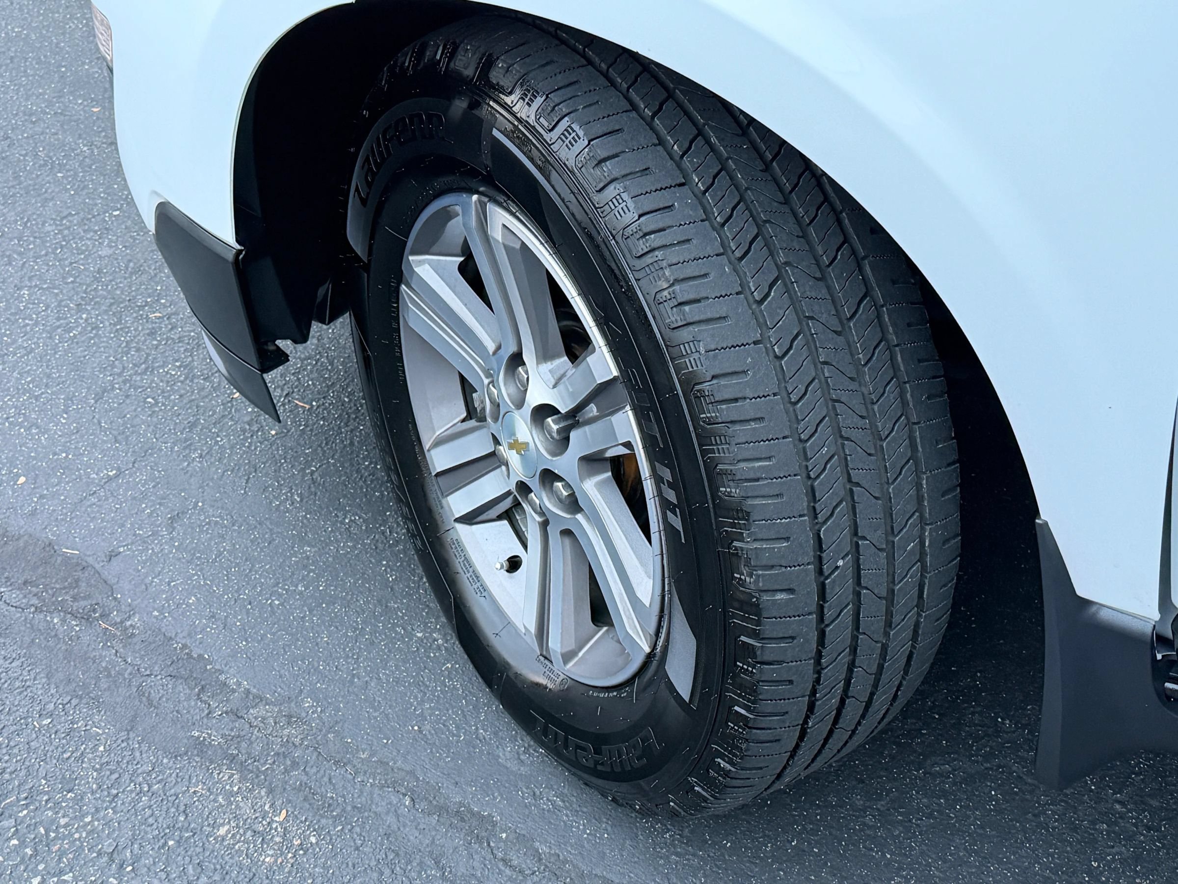 Used 2017 Chevrolet Traverse LT AWD/4WD image 6