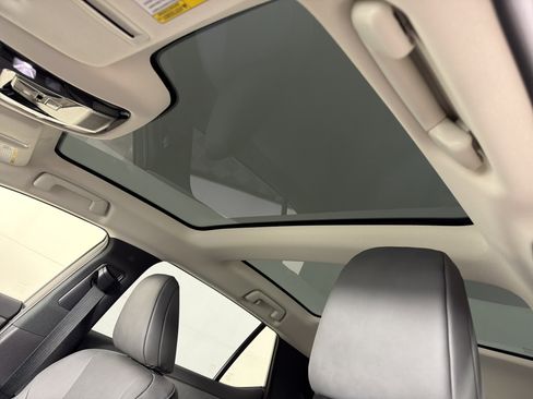 Used 2025 Lexus RZ 450e w/ Accessory Package (Z2) image 16