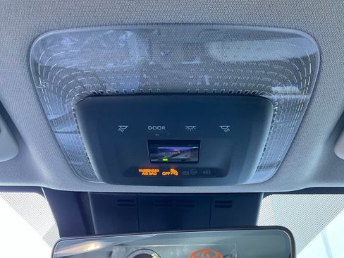 New 2026 Toyota Prius XLE image 16