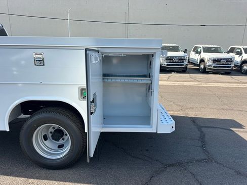 New 2025 Ford F350 XL w/ XL Chrome Package image 14