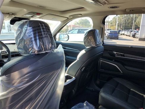 New 2025 Kia Telluride EX w/ EX Captain's Chair Package image 26