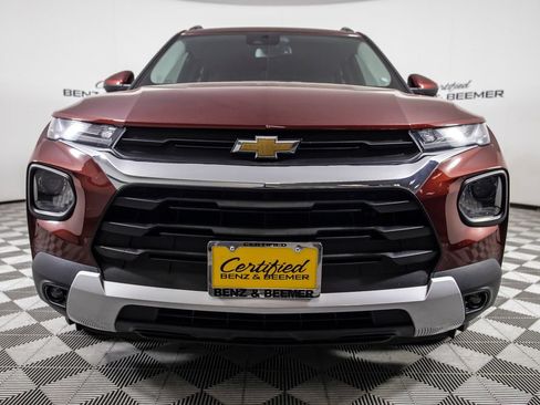 Used 2023 Chevrolet TrailBlazer LT w/ Convenience Package FWD image 4