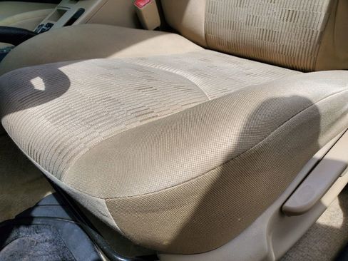 Used 2011 Toyota RAV4 2WD w/ Base L4 Extra Value Pkg image 16