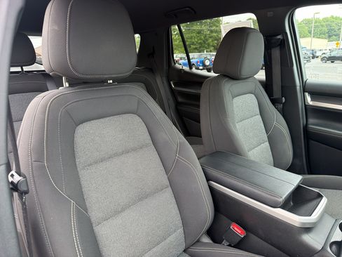Used 2025 GMC Terrain Elevation FWD image 30
