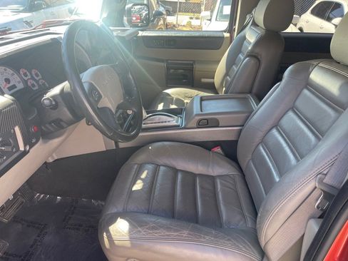 Used 2003 HUMMER H2 w/ Preferred Equipment Group image 18
