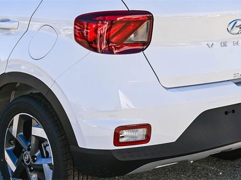New 2026 Hyundai Venue SEL image 10