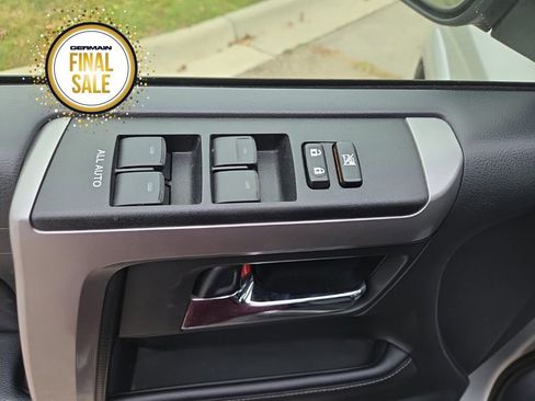 Used 2022 Toyota 4Runner SR5 image 30