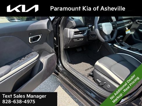 New 2026 Kia K4 GT-Line FWD image 17