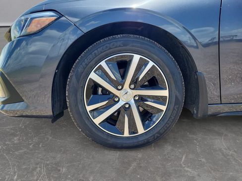 Used 2023 Honda Civic LX image 9
