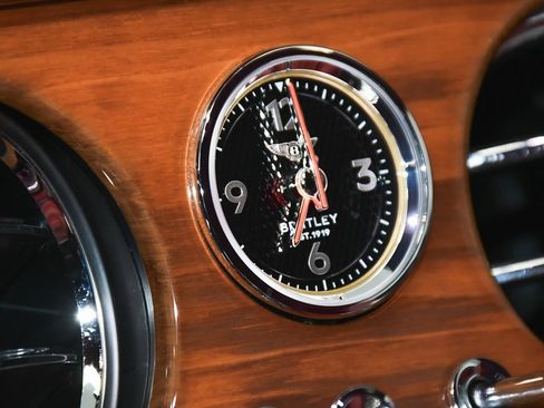 Used 2021 Bentley Continental GT image 43