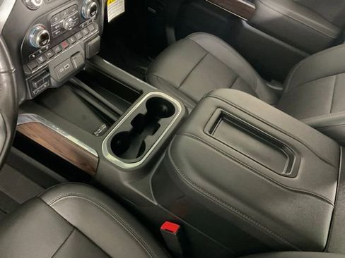 Used 2022 GMC Sierra 3500 SLT w/ SLT Premium Package AWD/4WD image 20