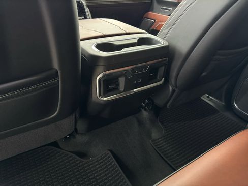 Certified 2024 GMC Sierra 1500 Denali Ultimate image 32