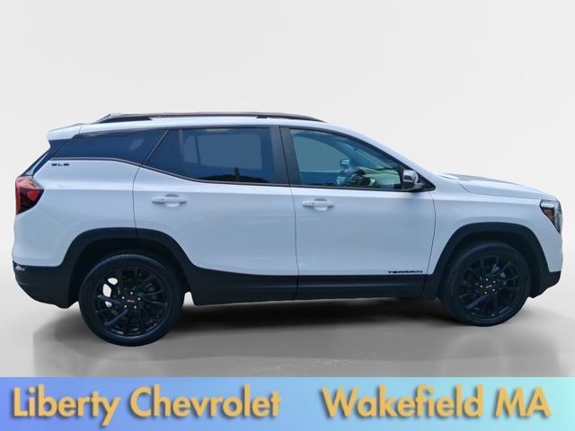 Used 2023 GMC Terrain SLE w/ Driver Convenience Package AWD/4WD image 8
