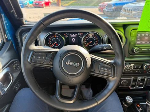 Certified 2021 Jeep Gladiator Sport image 14