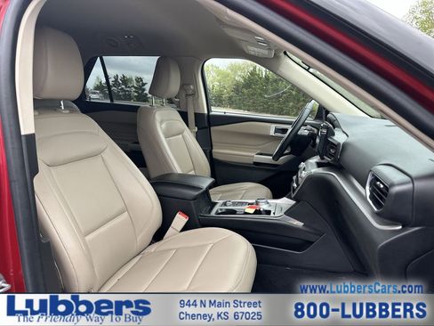 Used 2022 Ford Explorer XLT w/ Equipment Group 202A image 23