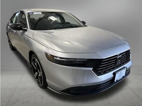 Certified 2026 Honda Accord Sport image 9