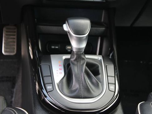 Used 2024 Kia Forte GT-Line FWD image 18