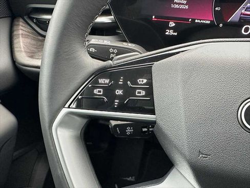 New 2025 Audi Q5 Premium Plus image 32