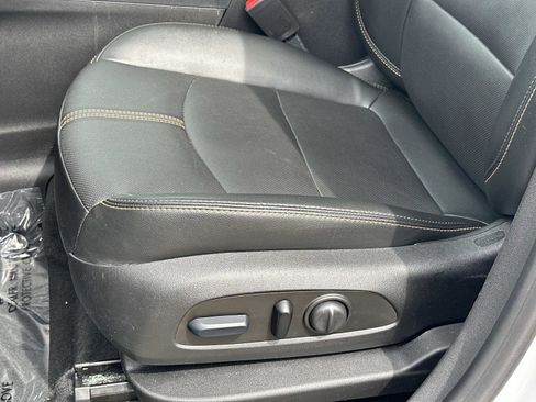 Certified 2024 Chevrolet Equinox Premier image 17