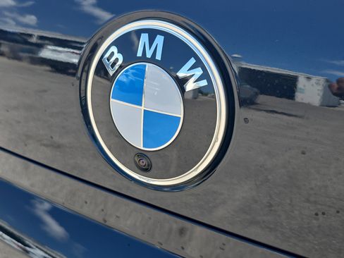 Used 2023 BMW 740i RWD image 9