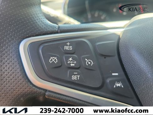 Used 2023 Chevrolet Equinox LS FWD image 28