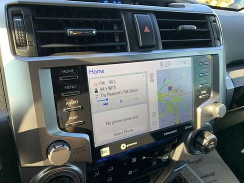 Used 2022 Toyota 4Runner Limited image 21