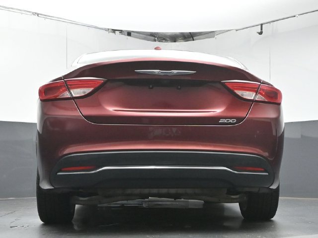 Used 2016 Chrysler 200 Limited w/ Convenience Group FWD image 32
