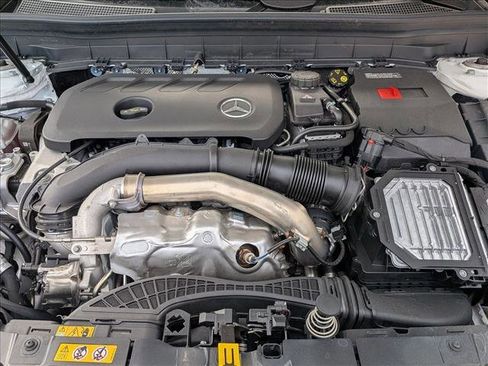 New 2026 Mercedes-Benz GLB 250 4MATIC image 16