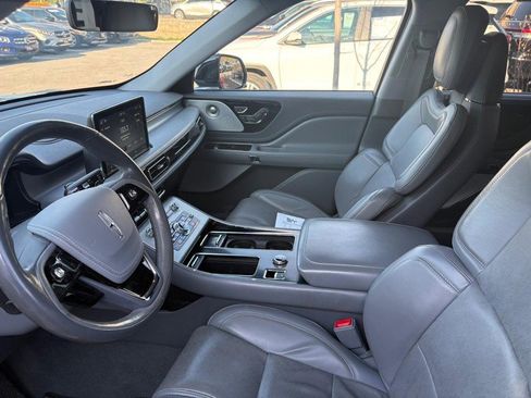 Used 2020 Lincoln Aviator Reserve w/ Equipment Group 202A image 5