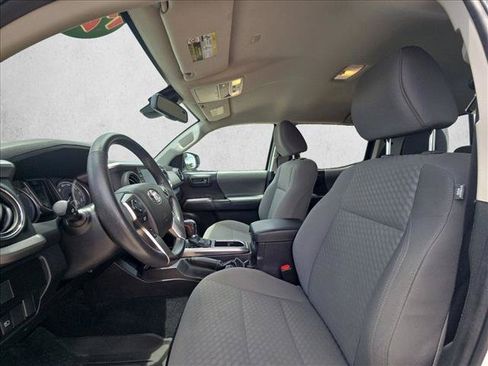 Used 2023 Toyota Tacoma SR5 RWD image 15