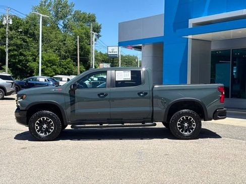 Certified 2025 Chevrolet Silverado 1500 ZR2 AWD/4WD image 2